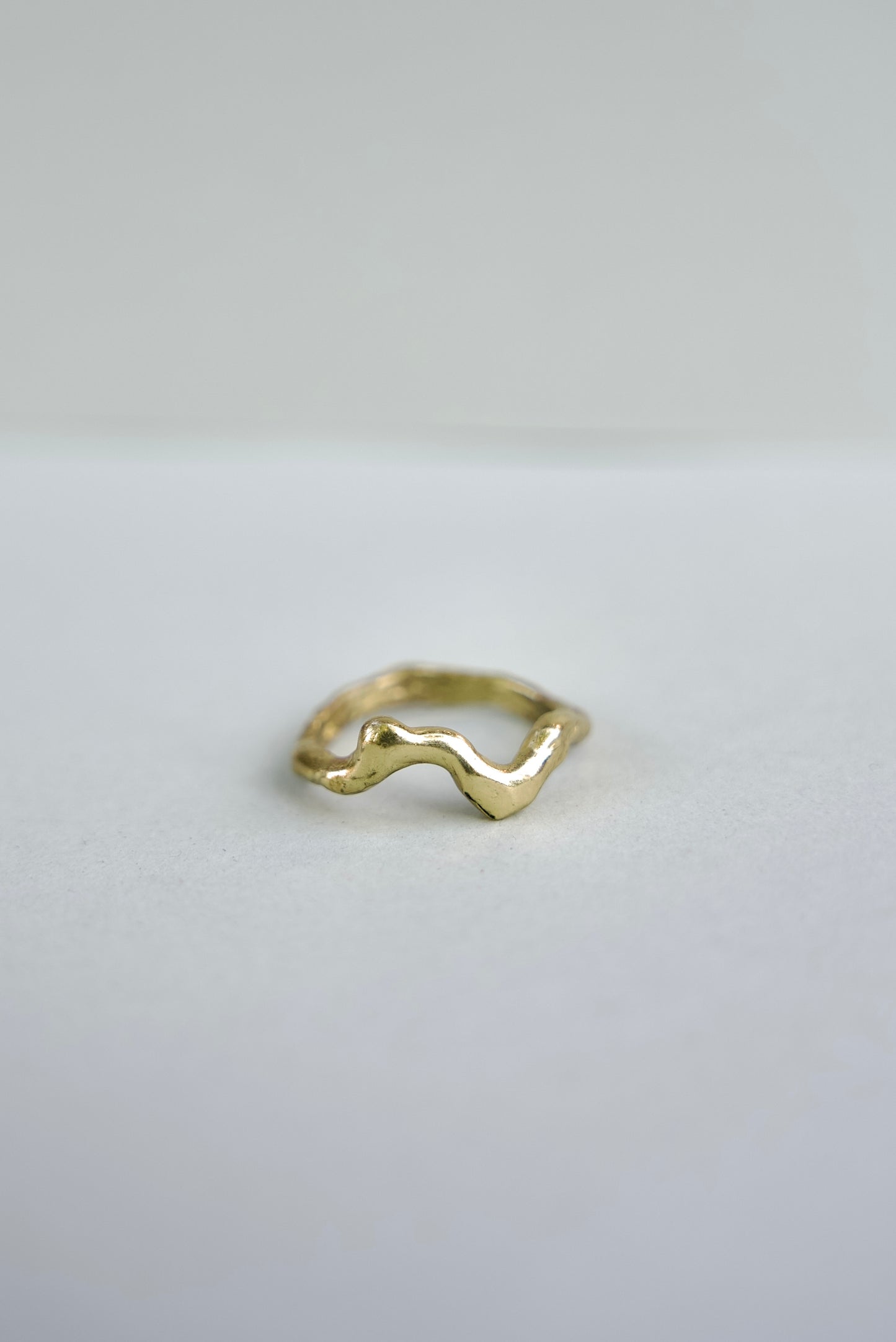 brass organic wave band